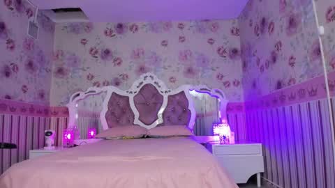 Valeria  online show from March 12, 2025, 5:35 am