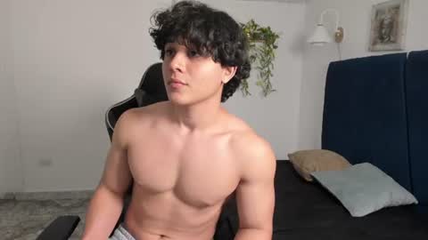 latin_beastx online show from June 15, 2026, 8:22 pm