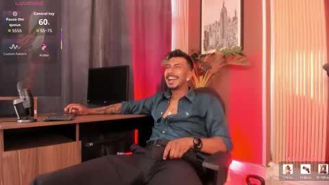 Snapshot of latin_blackmen chatting on March 6, 2026, 11:39 am latin_blackmen online show from March 6, 2026, 11:39 am