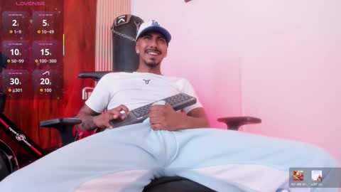 Snapshot of latin_blackmen chatting on March 7, 2026, 12:02 pm latin_blackmen online show from March 7, 2026, 12:02 pm