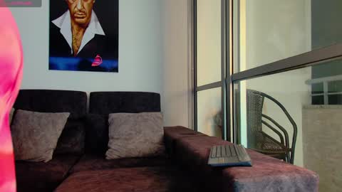 Snapshot of latin_couple77 chatting on January 29, 2025, 9:12 am Sara y Andy online show from January 29, 2025, 9:12 am