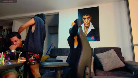 Snapshot of latin_couple77 chatting on March 4, 2025, 8:02 am Sara y Andy online show from March 4, 2025, 8:02 am