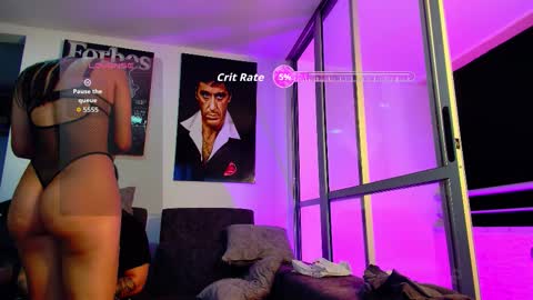 Snapshot of latin_couple77 chatting on November 11, 2025, 5:40 am Sara y Andy online show from November 11, 2025, 5:40 am