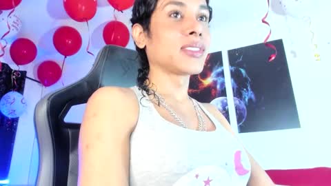 instagramlatin goddessx   im nikoll online show from February 18, 2025, 8:36 pm
