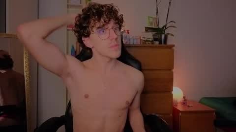  Free OF online show from December 21, 2025, 5:03 am