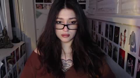 Snapshot of latina_mia chatting on January 8, 2025, 10:58 pm miiiiiiaaaa online show from January 8, 2025, 10:58 pm