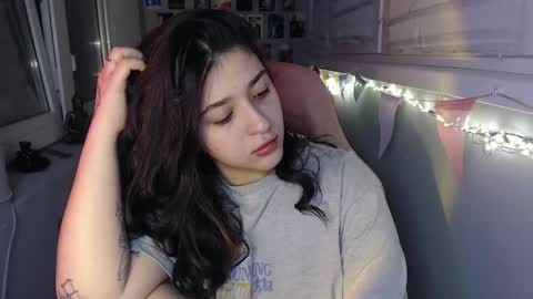 Snapshot of latina_mia chatting on February 24, 2025, 2:08 am miiiiiiaaaa online show from February 24, 2025, 2:08 am