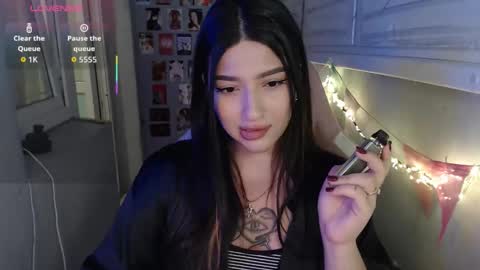 Snapshot of latina_mia chatting on September 8, 2025, 9:58 pm miiiiiiaaaa online show from September 8, 2025, 9:58 pm