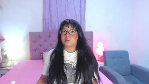 Martina online show from June 3, 2026, 7:22 am