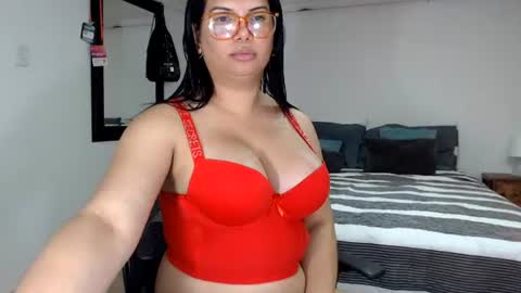 Snapshot of latinaflower_ts chatting on July 3, 2026, 3:35 am FLOR SALVAJE online show from July 3, 2026, 3:35 am