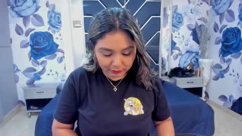 Snapshot of latinaholequeen chatting on October 9, 2025, 2:26 pm EMMA online show from October 9, 2025, 2:26 pm