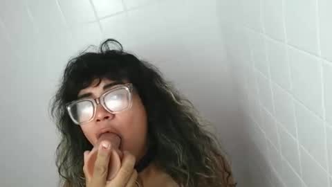 Snapshot of latinatgirldoll chatting on March 29, 2026, 4:18 pm latinatgirldoll online show from March 29, 2026, 4:18 pm