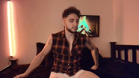 LatinBoyVIP  Colombian online show from April 20, 2026, 1:47 pm