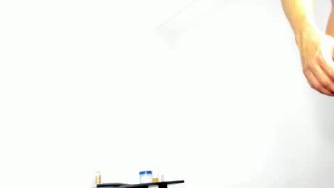 Snapshot of latinebonyts chatting on November 8, 2025, 5:40 am latinebonyts online show from November 8, 2025, 5:40 am