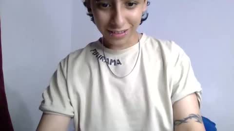 Snapshot of latinheatx22 chatting on April 25, 2026, 10:40 pm latinheatx22 online show from April 25, 2026, 10:40 pm