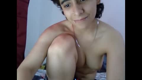 Snapshot of latinheatx22 chatting on May 20, 2026, 6:36 pm latinheatx22 online show from May 20, 2026, 6:36 pm