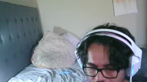 latinincognito online show from April 13, 2026, 6:13 pm