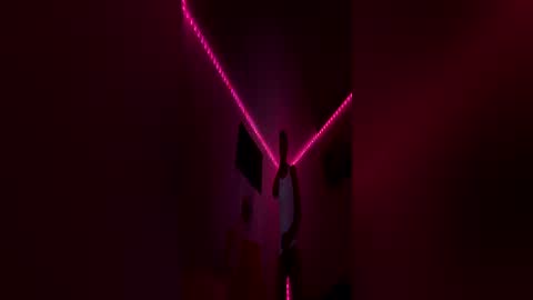 latinloverboi909788 online show from June 14, 2026, 10:39 am