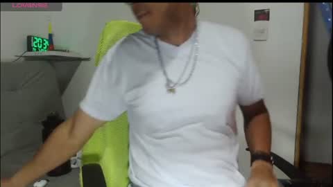 Snapshot of latinmartin254 chatting on July 15, 2026, 1:33 am latinmartin254 online show from July 15, 2026, 1:33 am