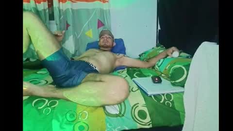 Latinxsex online show from April 7, 2026, 12:55 am