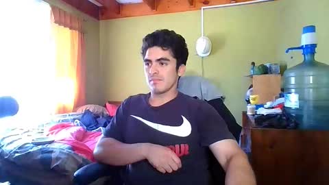 latinn_babe online show from January 8, 2026, 6:32 pm