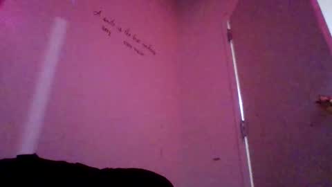 Snapshot of latinobooty66 chatting on November 21, 2025, 1:43 pm latinobooty66 online show from November 21, 2025, 1:43 pm