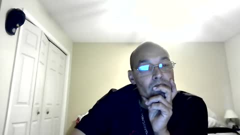 latinoinfla online show from September 28, 2025, 8:25 pm