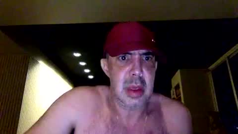 latinsantos1 online show from March 8, 2025, 8:44 am