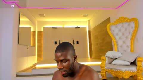 Snapshot of latrellx7 chatting on December 30, 2024, 6:16 pm LEANDRO online show from December 30, 2024, 6:16 pm