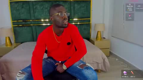 Snapshot of latrellx7 chatting on January 25, 2025, 11:44 am LEANDRO online show from January 25, 2025, 11:44 am