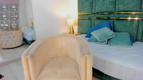 Snapshot of latrellx7 chatting on February 12, 2025, 11:40 am LEANDRO online show from February 12, 2025, 11:40 am