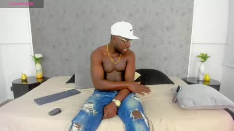 Snapshot of latrellx7 chatting on February 26, 2025, 11:30 am LEANDRO online show from February 26, 2025, 11:30 am