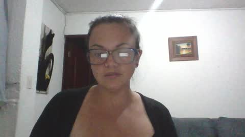 Laura online show from February 12, 2026, 1:44 am