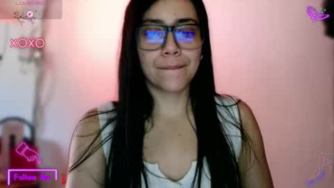 Snapshot of laujgray chatting on November 25, 2025, 5:24 pm laujgray online show from November 25, 2025, 5:24 pm