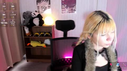 laukyubey1 online show from February 13, 2026, 7:32 pm