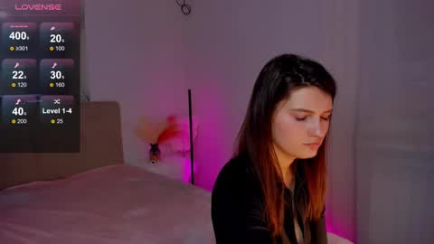 Laura online show from February 21, 2025, 12:39 pm