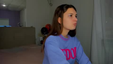 Laura online show from November 5, 2025, 6:02 am