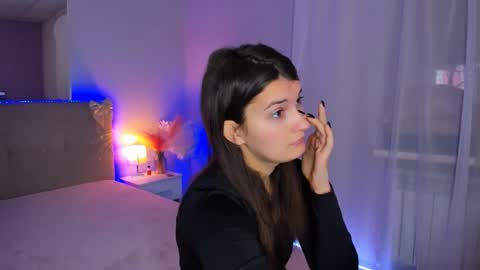 Laura online show from February 22, 2026, 6:13 am