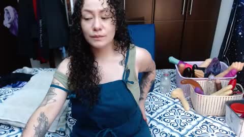  Wen  online show from October 1, 2025, 5:19 pm