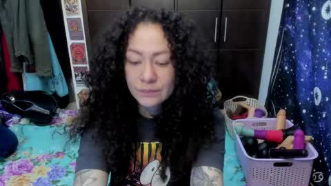  Wen  online show from May 5, 2026, 3:53 pm