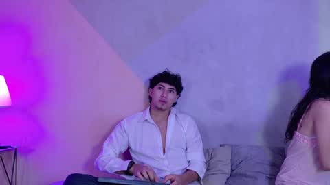 laura_and_kevin online show from September 13, 2025, 2:06 pm