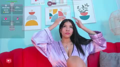 Snapshot of laura_aristizabal_19 chatting on December 13, 2024, 7:32 pm Laura online show from December 13, 2024, 7:32 pm