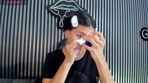 Snapshot of laura_aristizabal_19 chatting on February 26, 2025, 12:47 pm Laura online show from February 26, 2025, 12:47 pm