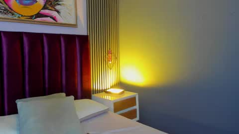 Laura online show from March 29, 2026, 12:43 am