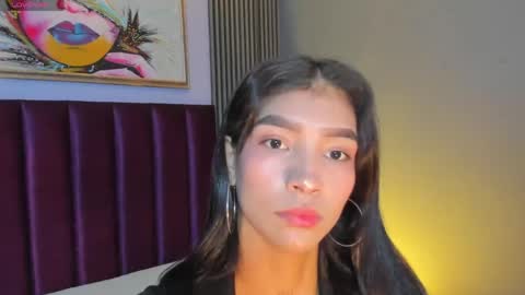 Snapshot of laura_aristizabal_19 chatting on May 26, 2026, 12:01 pm Laura online show from May 26, 2026, 12:01 pm