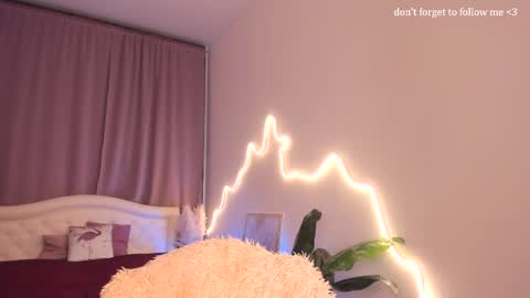 Laura online show from February 7, 2026, 10:24 pm