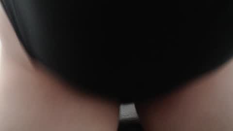  Laura  online show from February 17, 2026, 2:35 pm