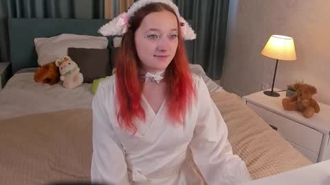 Snapshot of laura_kelley1 chatting on November 17, 2025, 7:58 am laura_kelley1 online show from November 17, 2025, 7:58 am