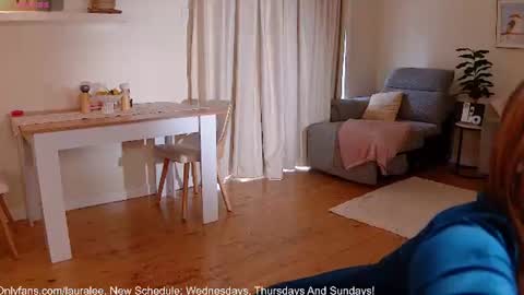 Snapshot of laura_lee chatting on July 16, 2026, 2:06 am Laura Lee. online show from July 16, 2026, 2:06 am