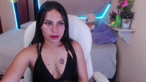 Laura Pink    online show from December 15, 2024, 12:29 am